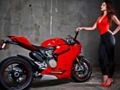 Spiel Motorrad und Mädchen rutschen  Online