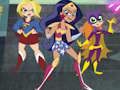 Spiel Frenemies: DC Super Hero Girls Online
