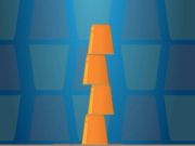 Spiel Cups Tower Builder Online