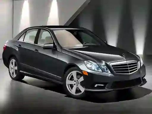 E-Class Sedan Puzz – kostenloses Online-Spiel