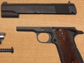 Spiel Arbeiten mit Waffen  Online